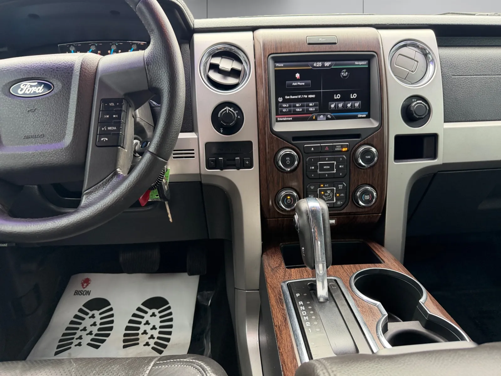 Ford F-150 photo 12