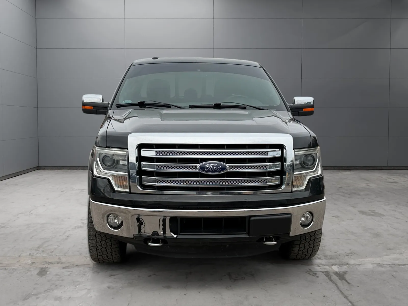 Ford F-150 photo 8