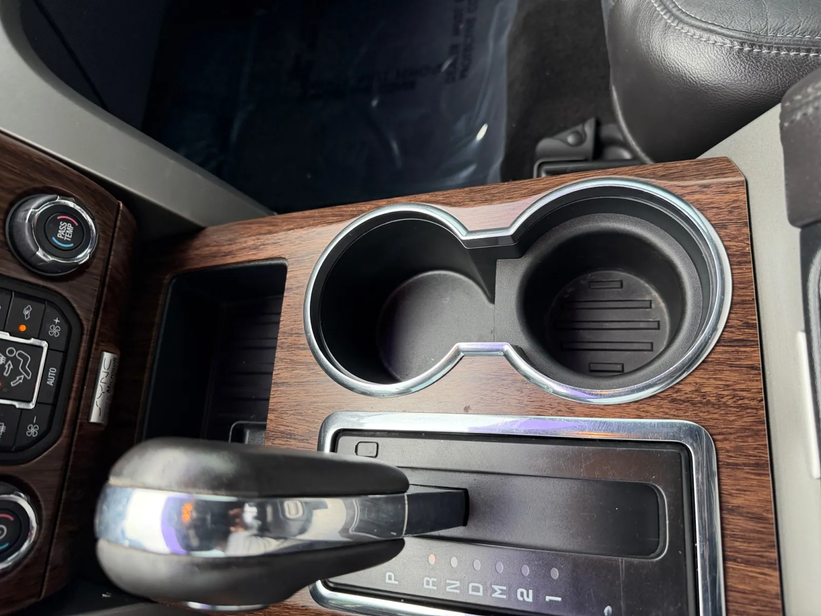 Ford F-150 photo 24