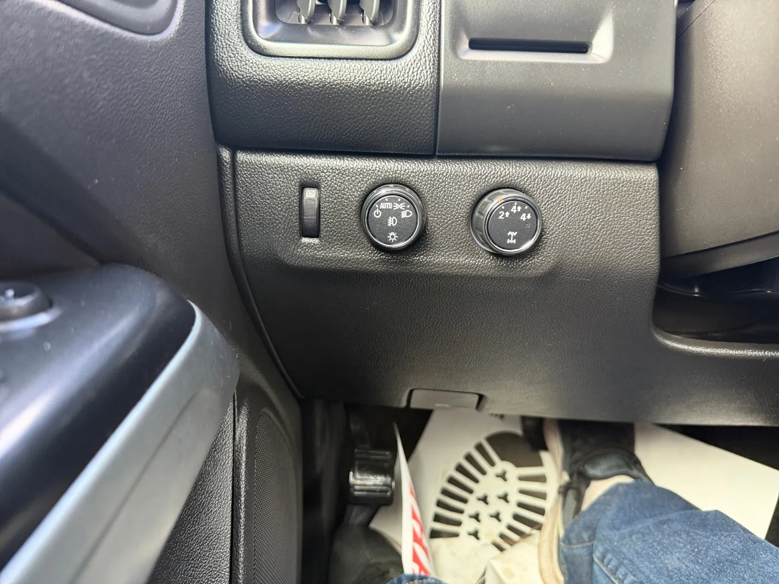Chevrolet Colorado photo 24
