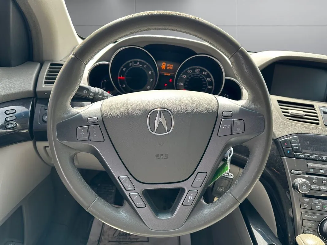 Acura MDX photo 13