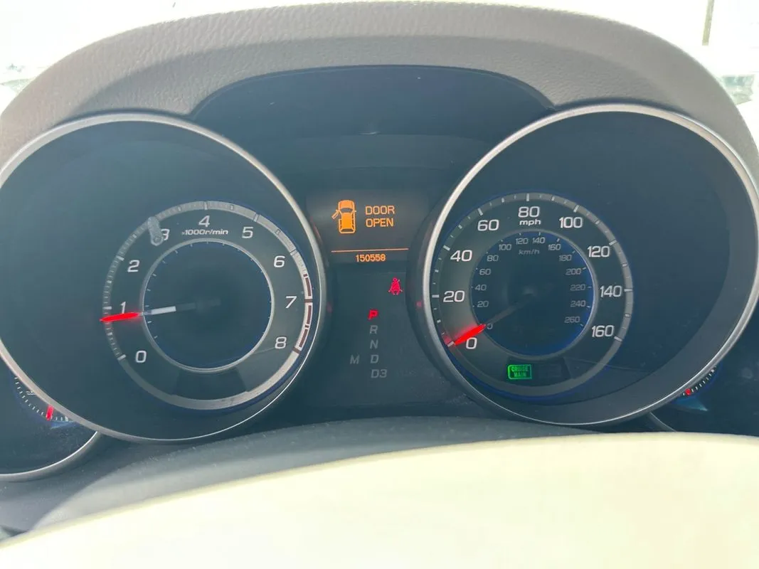 Acura MDX photo 14