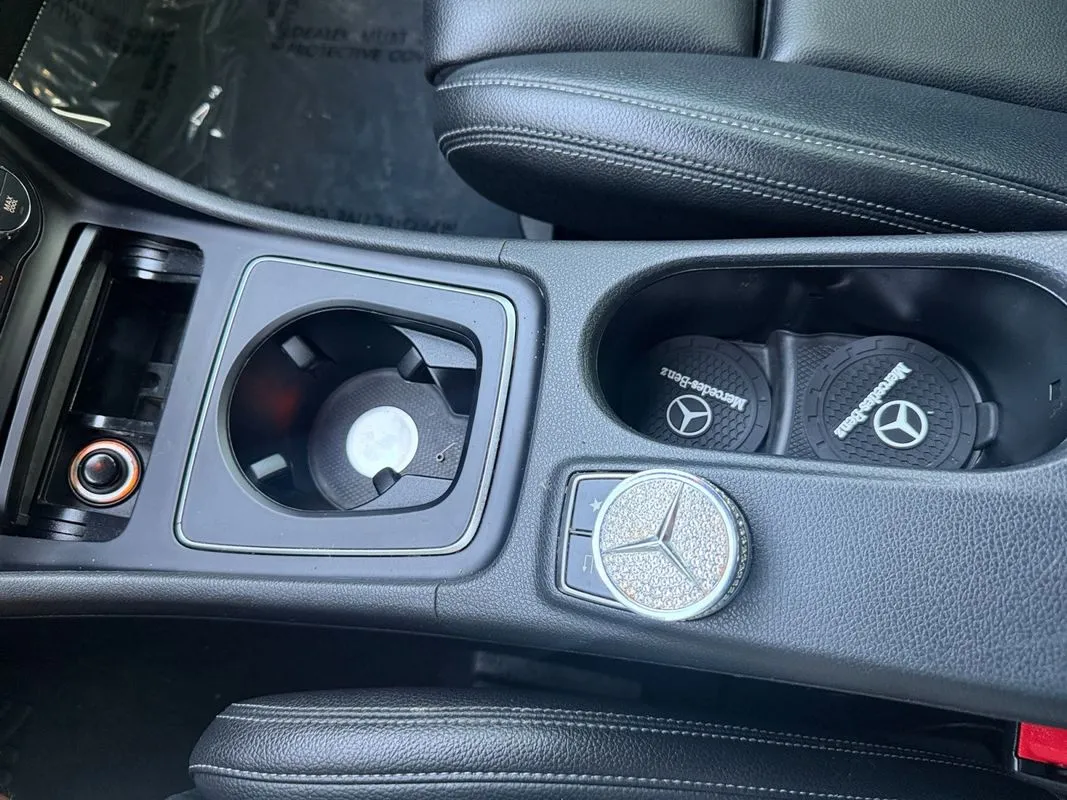 Mercedes-Benz CLA 250 photo 24