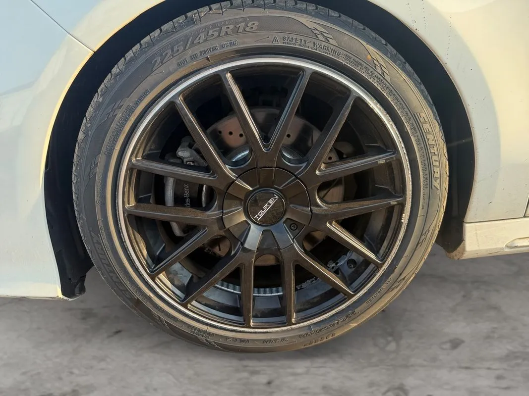 Mercedes-Benz CLA 250 photo 9