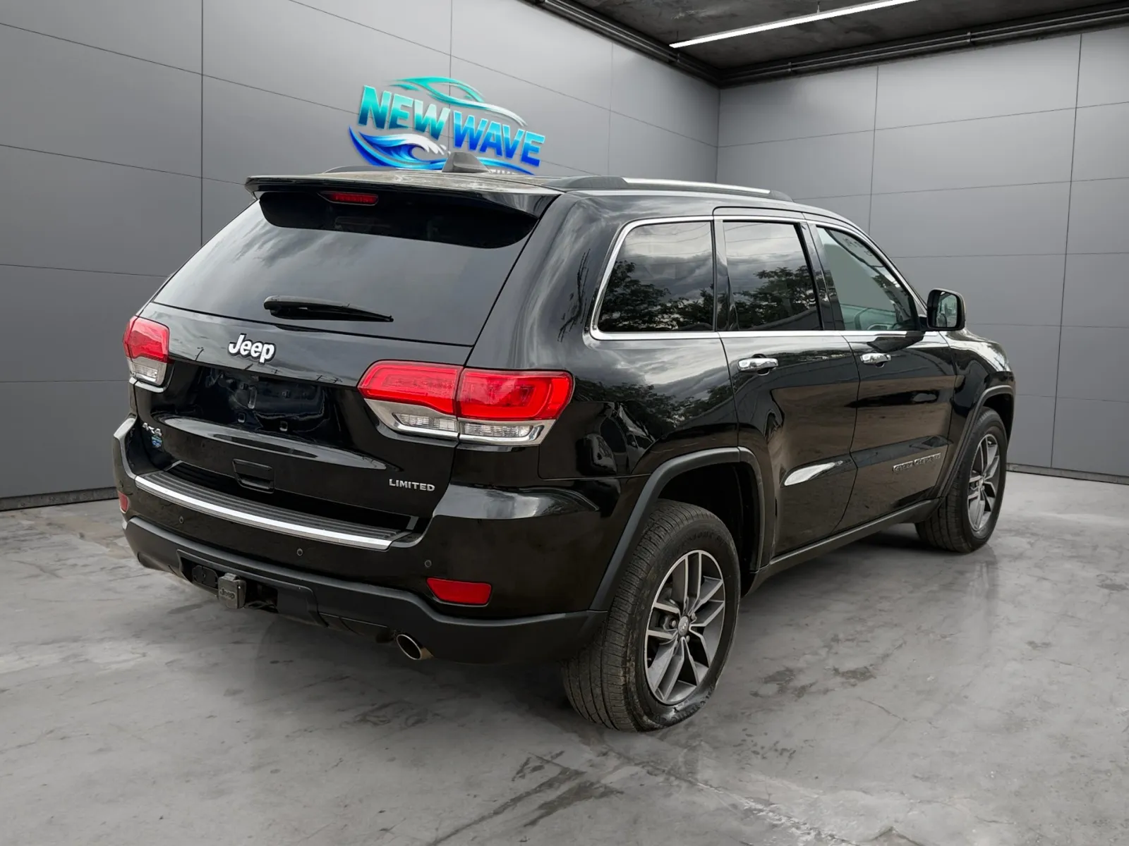 Jeep Grand Cherokee photo 5