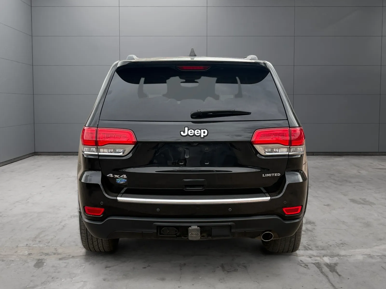 Jeep Grand Cherokee photo 4