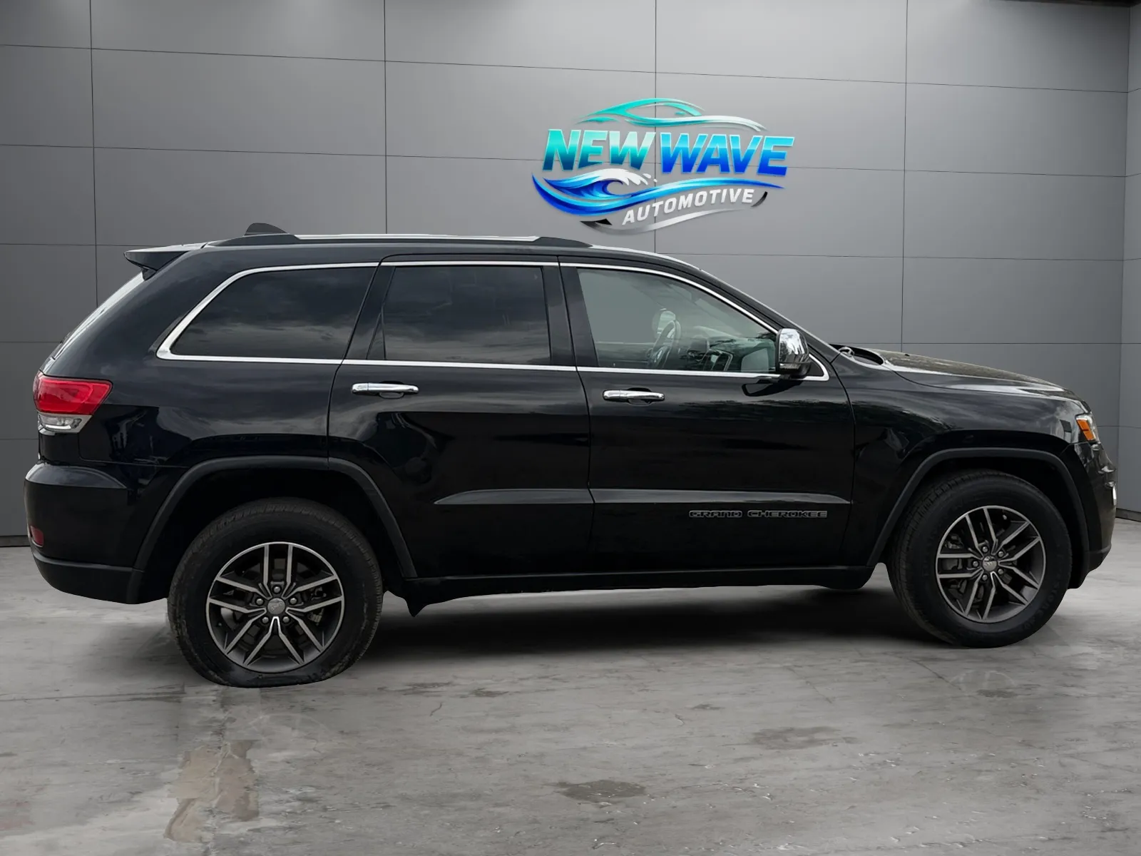 Jeep Grand Cherokee photo 6