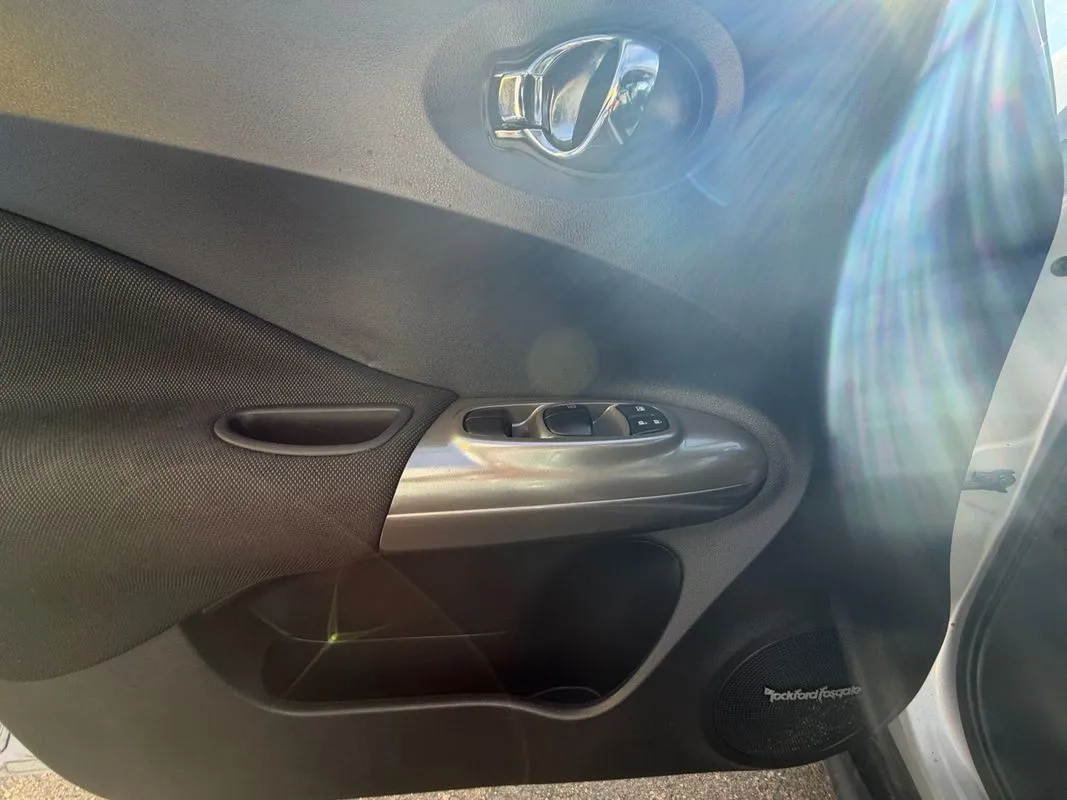 Nissan Juke photo 11