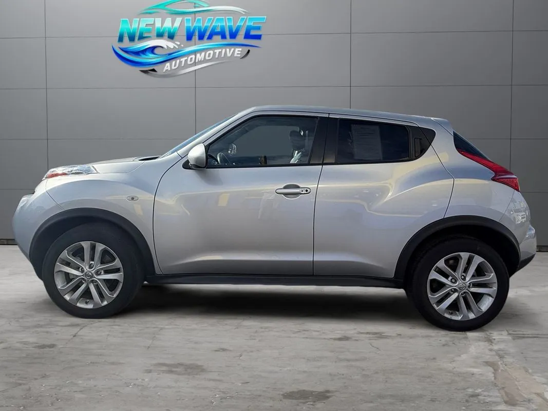 Nissan Juke photo 2