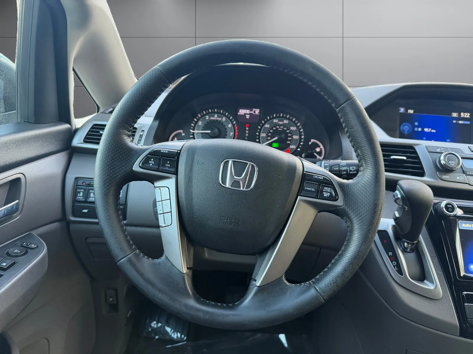Honda Odyssey photo 13