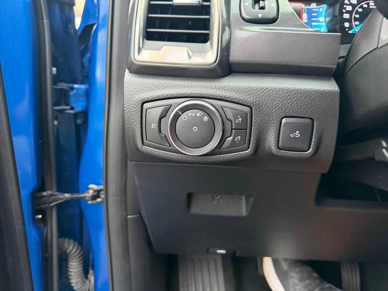 Ford Ranger photo 23