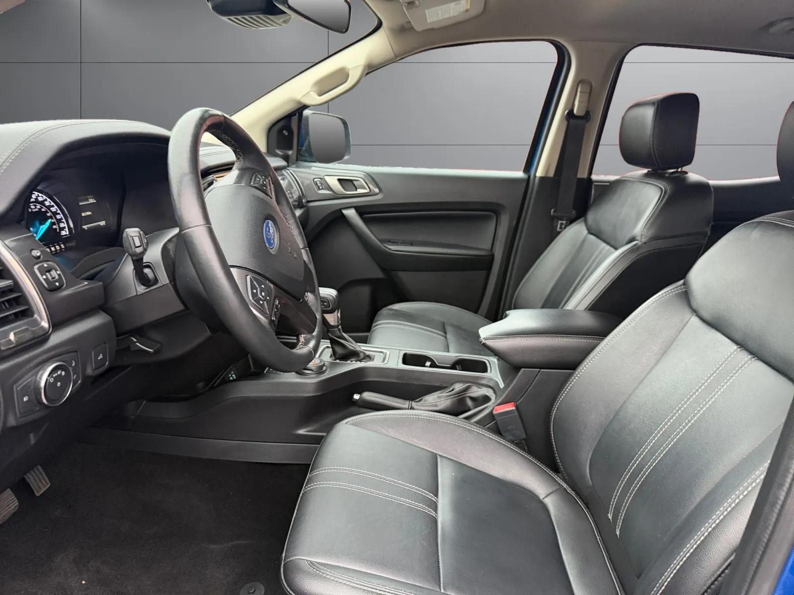 Ford Ranger photo 10