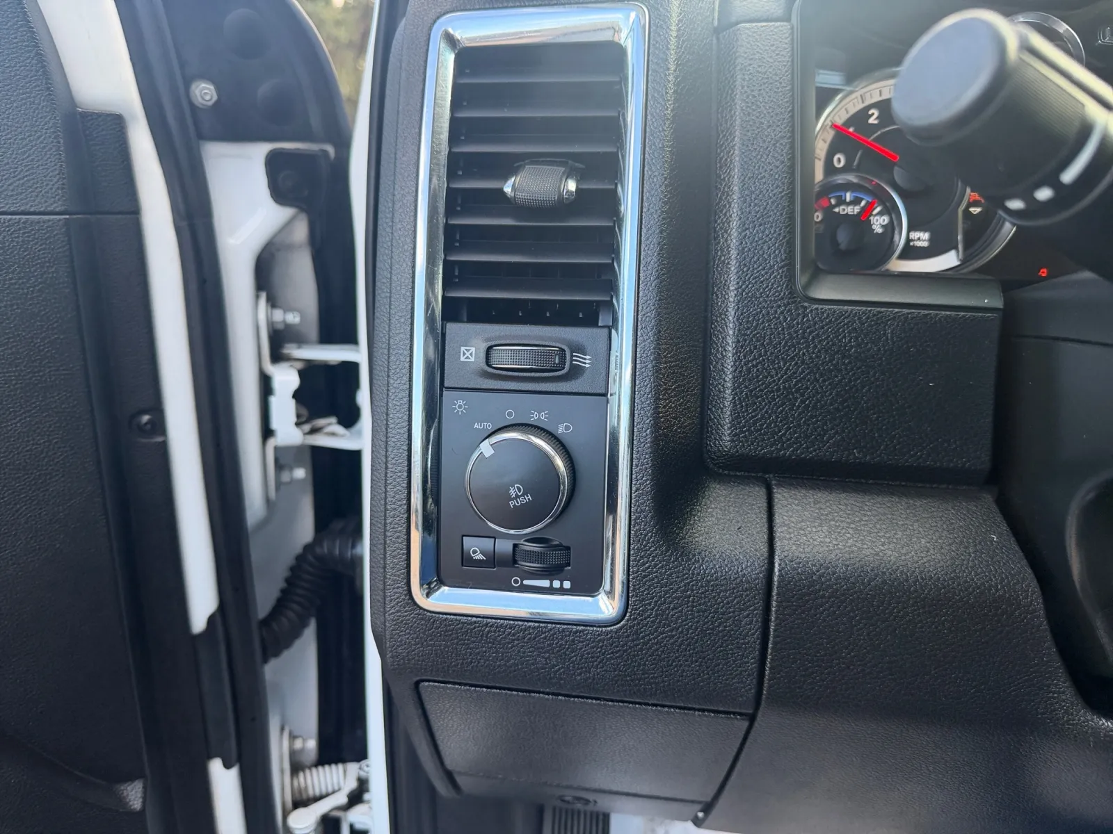 Ram 1500 photo 23