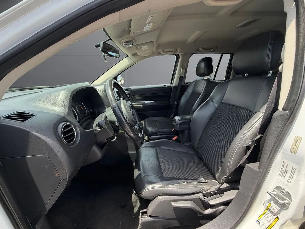 Jeep Compass photo 10