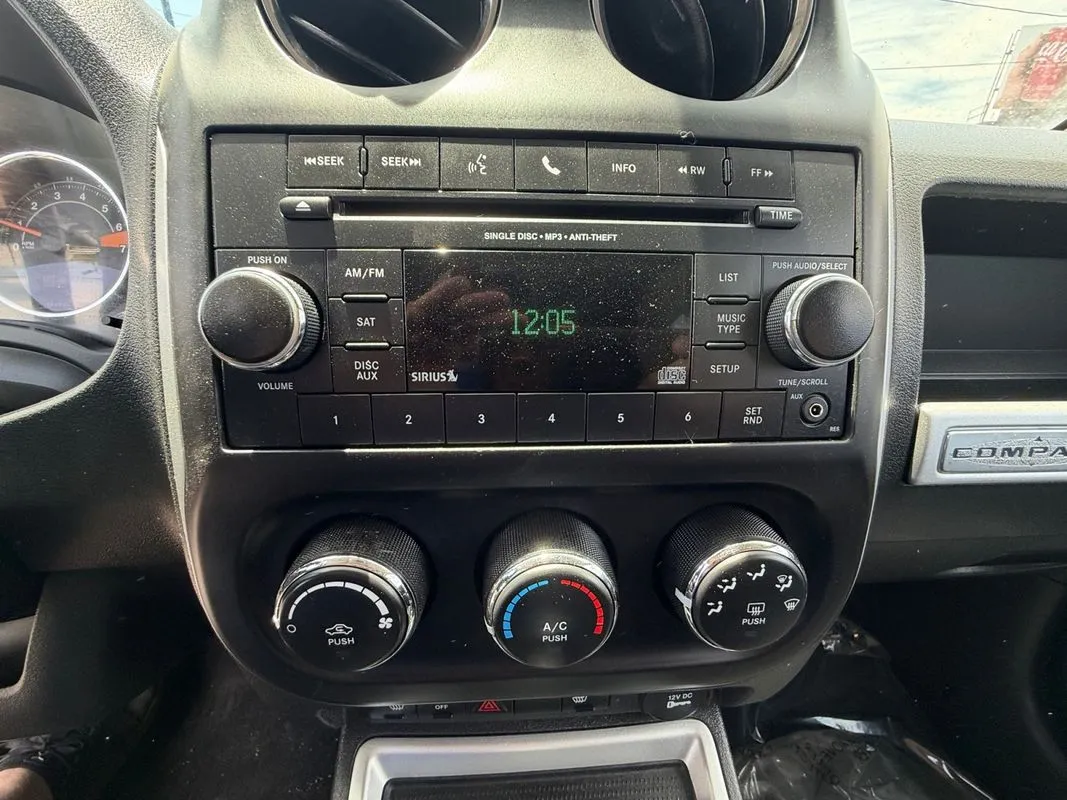 Jeep Compass photo 21