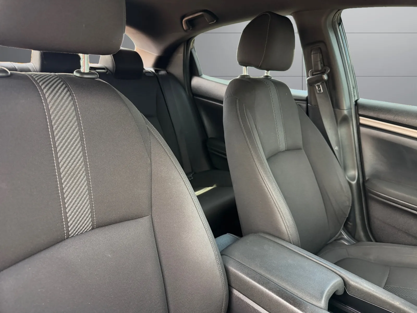 Honda Civic photo 18