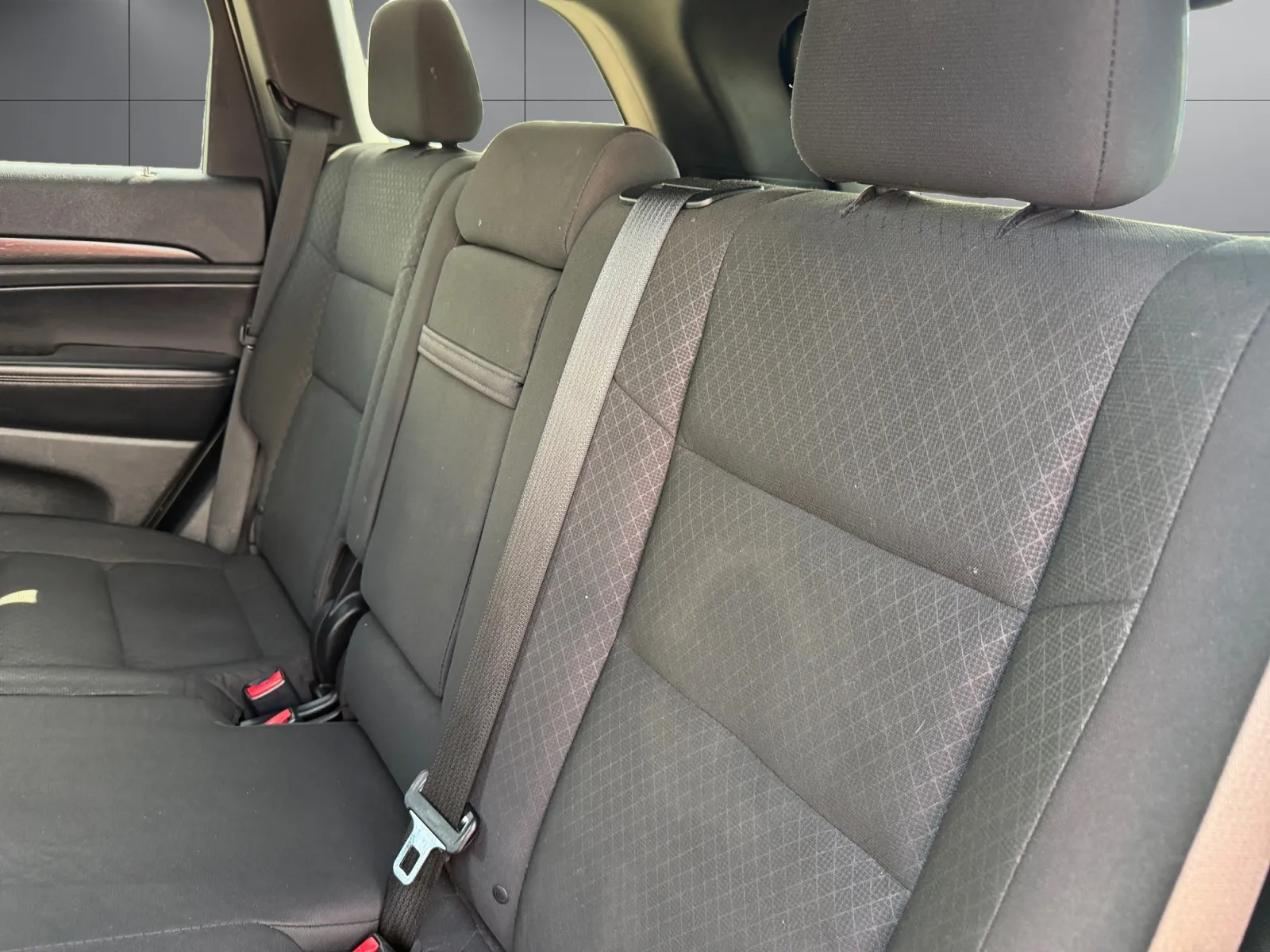 Jeep Grand Cherokee photo 16