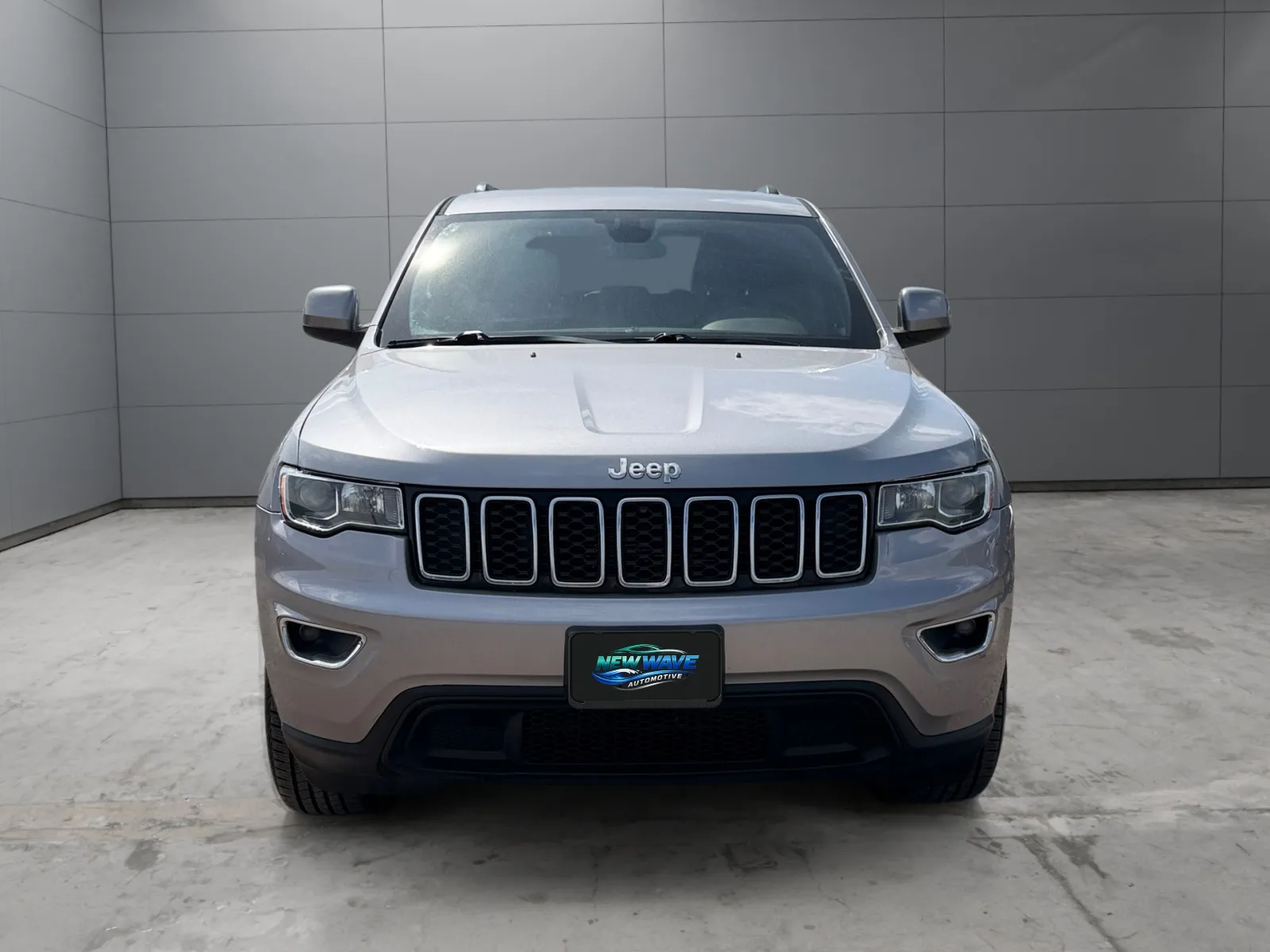 Jeep Grand Cherokee photo 8