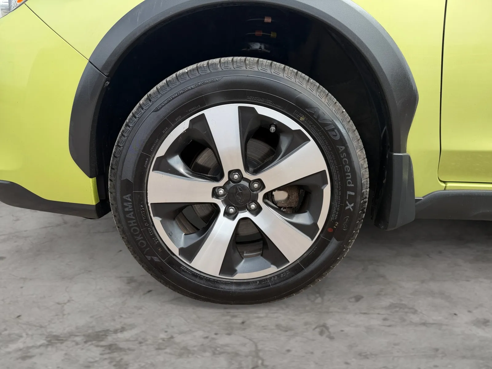 Subaru XV CrossTrek photo 9