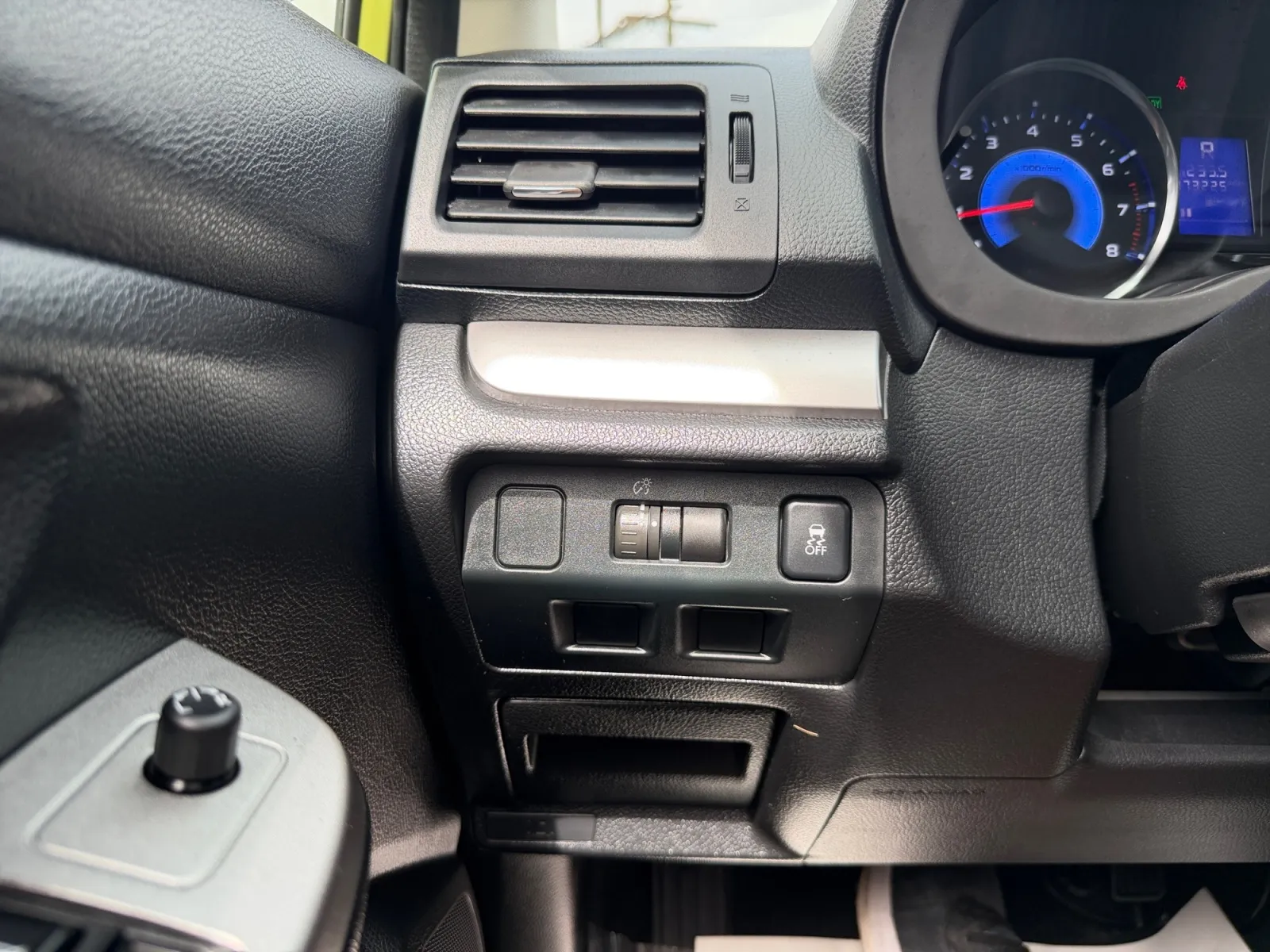 Subaru XV CrossTrek photo 25