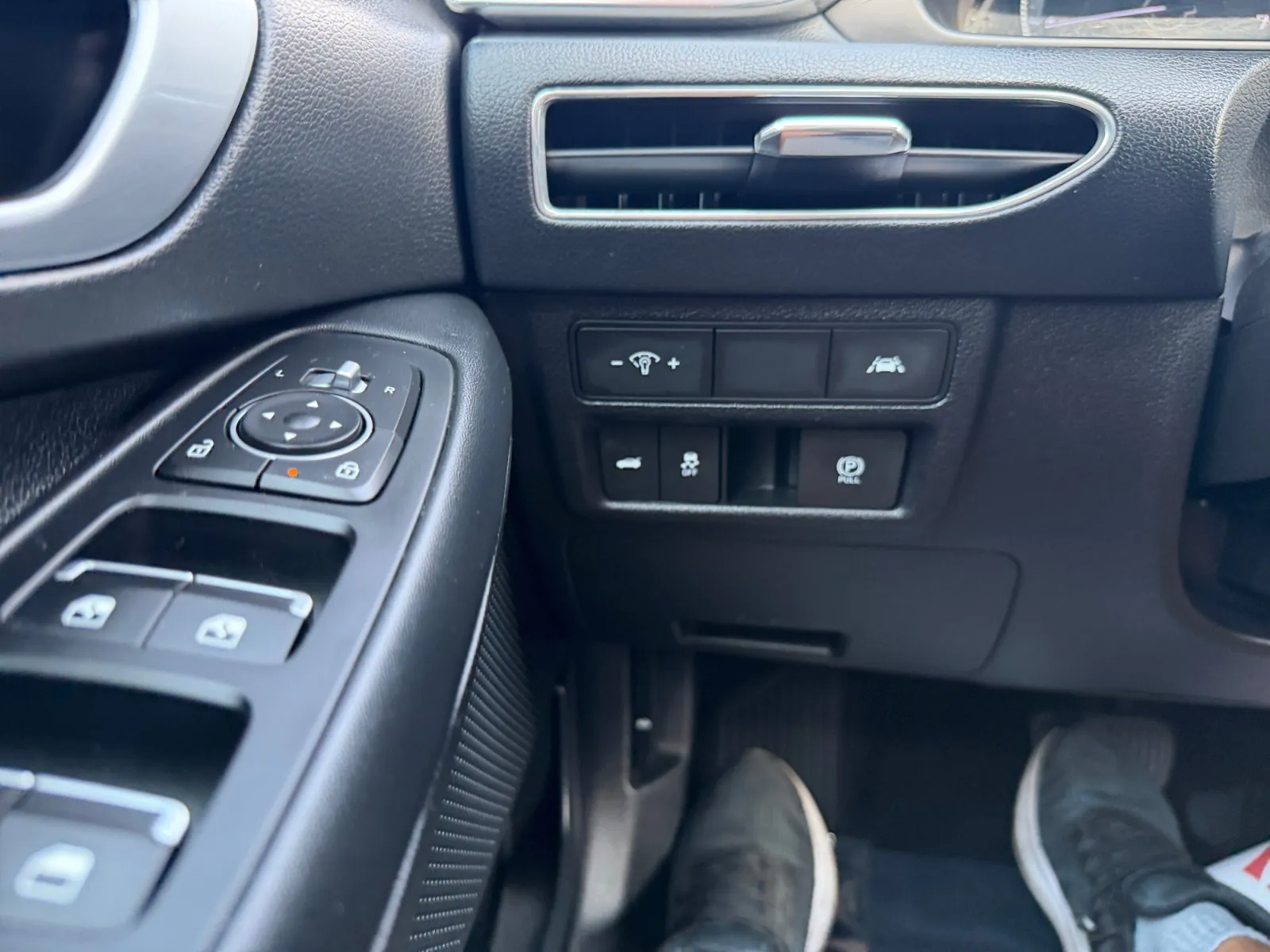 Hyundai Sonata photo 23