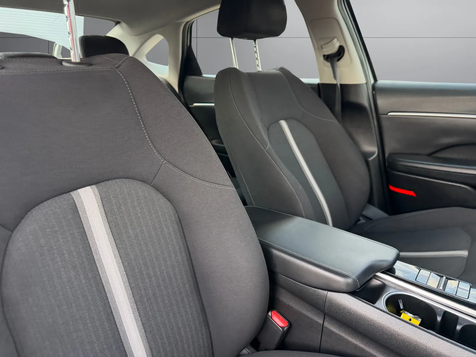 Hyundai Sonata photo 18