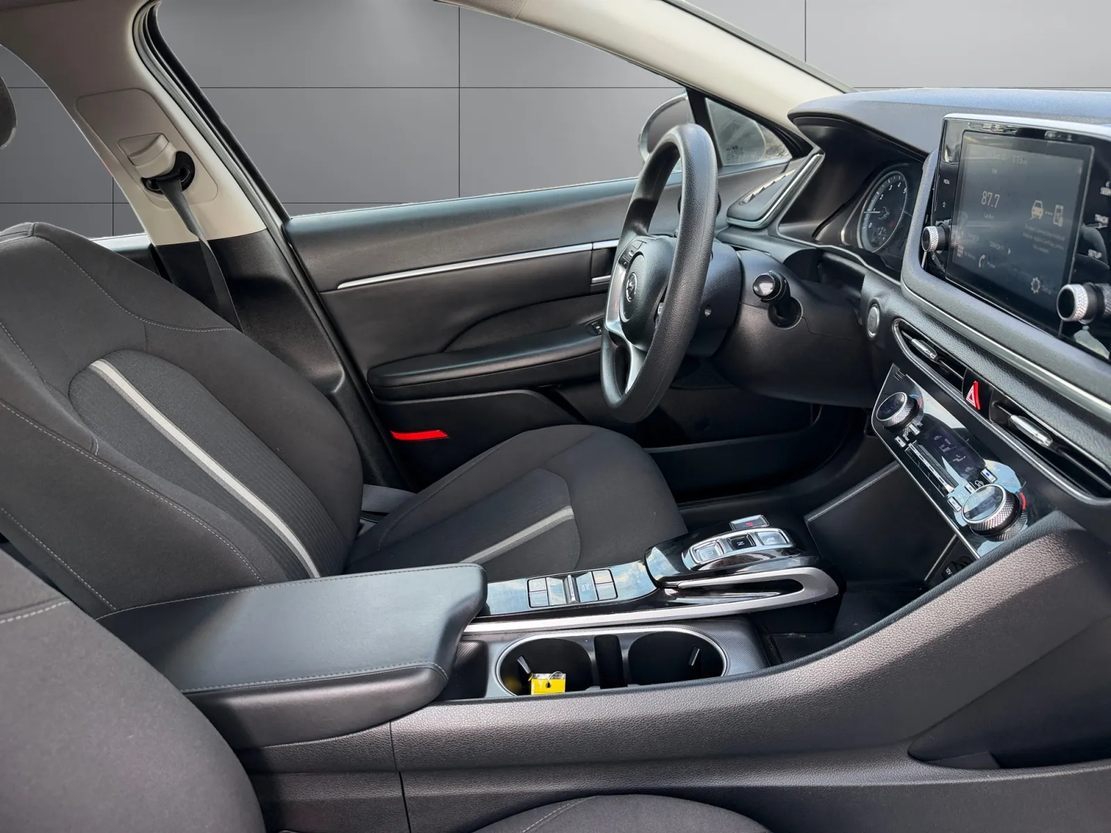 Hyundai Sonata photo 17