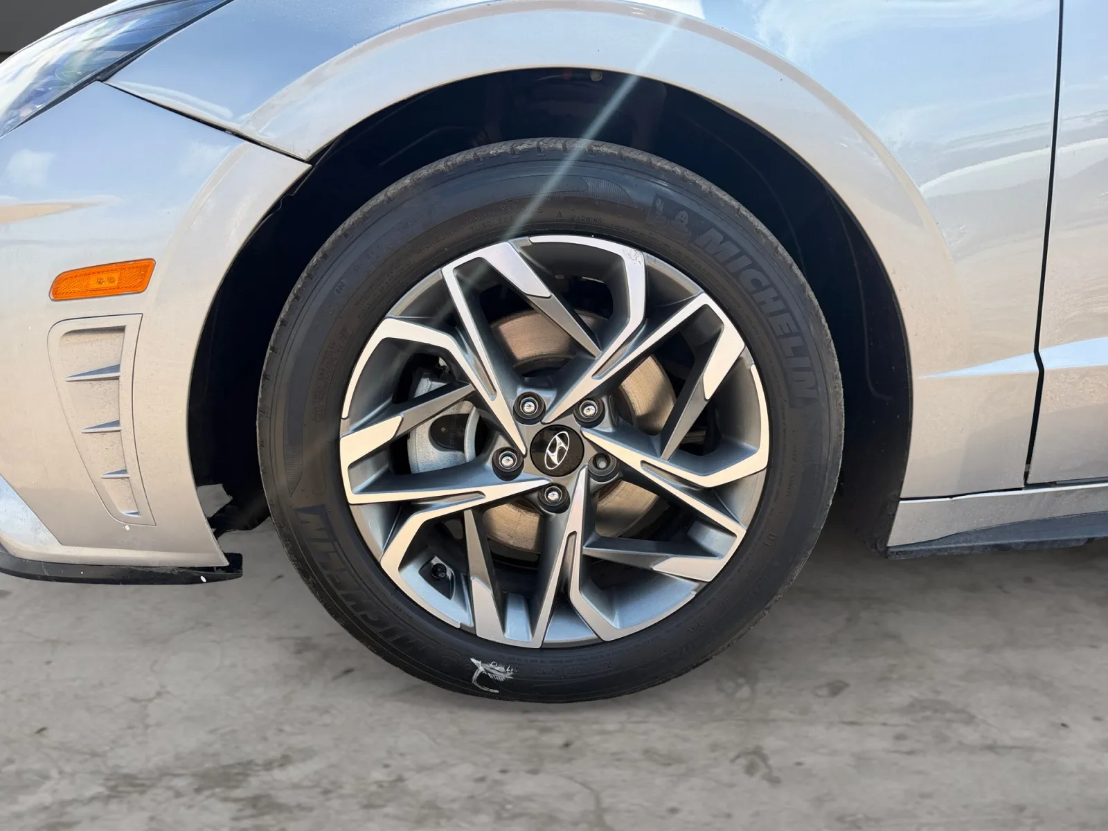 Hyundai Sonata photo 9