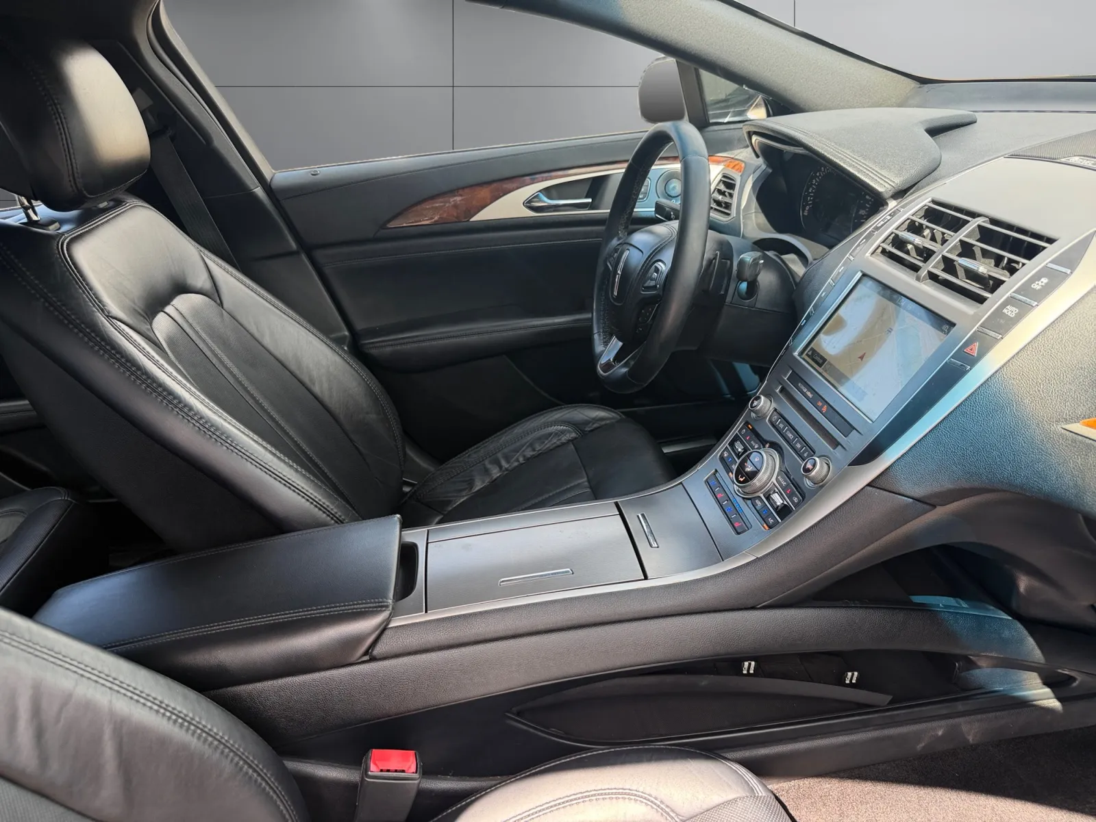 Lincoln MKZ photo 17