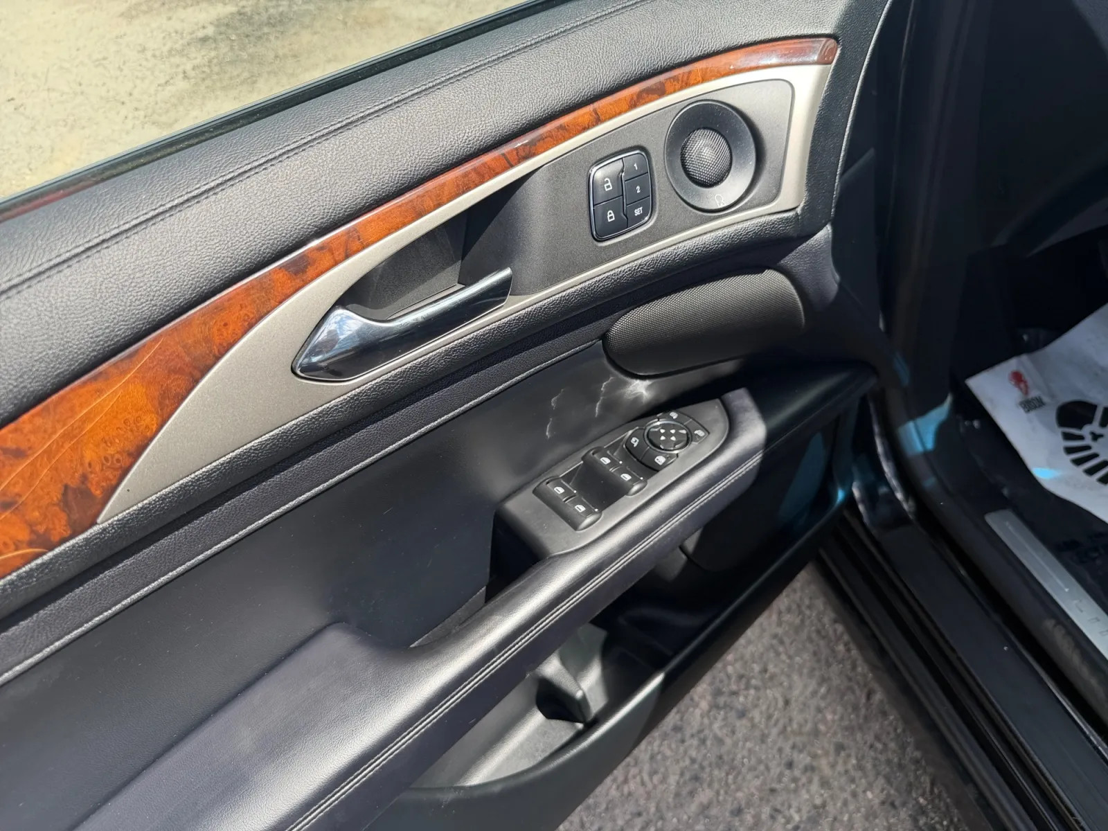 Lincoln MKZ photo 11