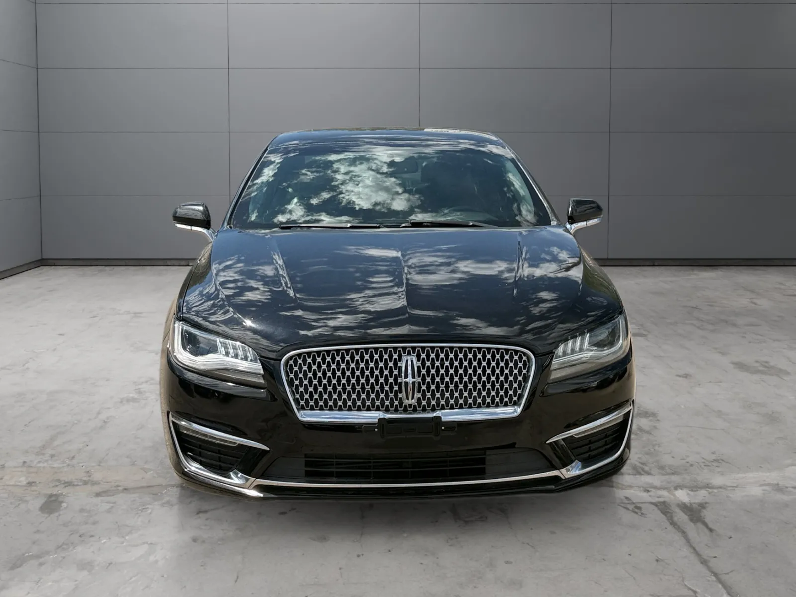 Lincoln MKZ photo 8