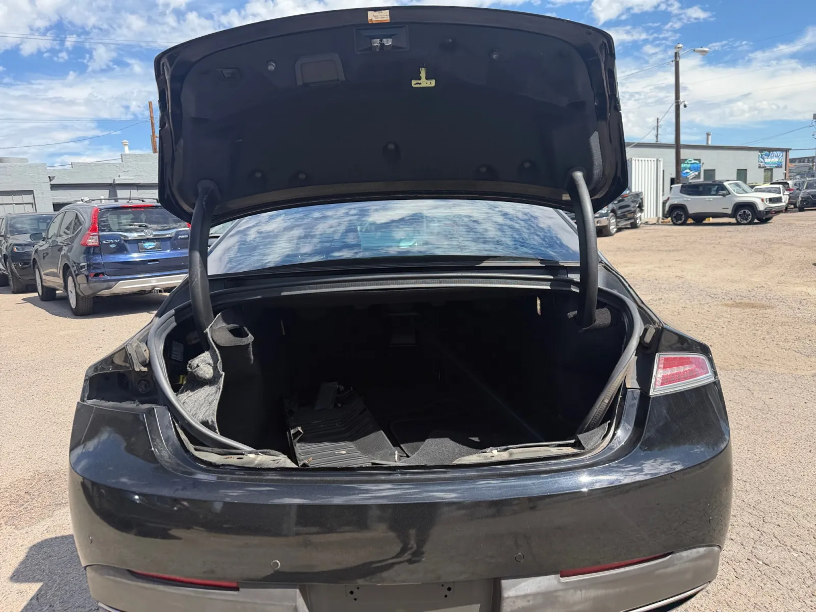 Lincoln MKZ photo 19