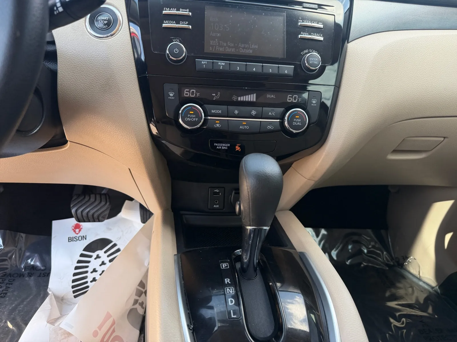 Nissan Rogue photo 15