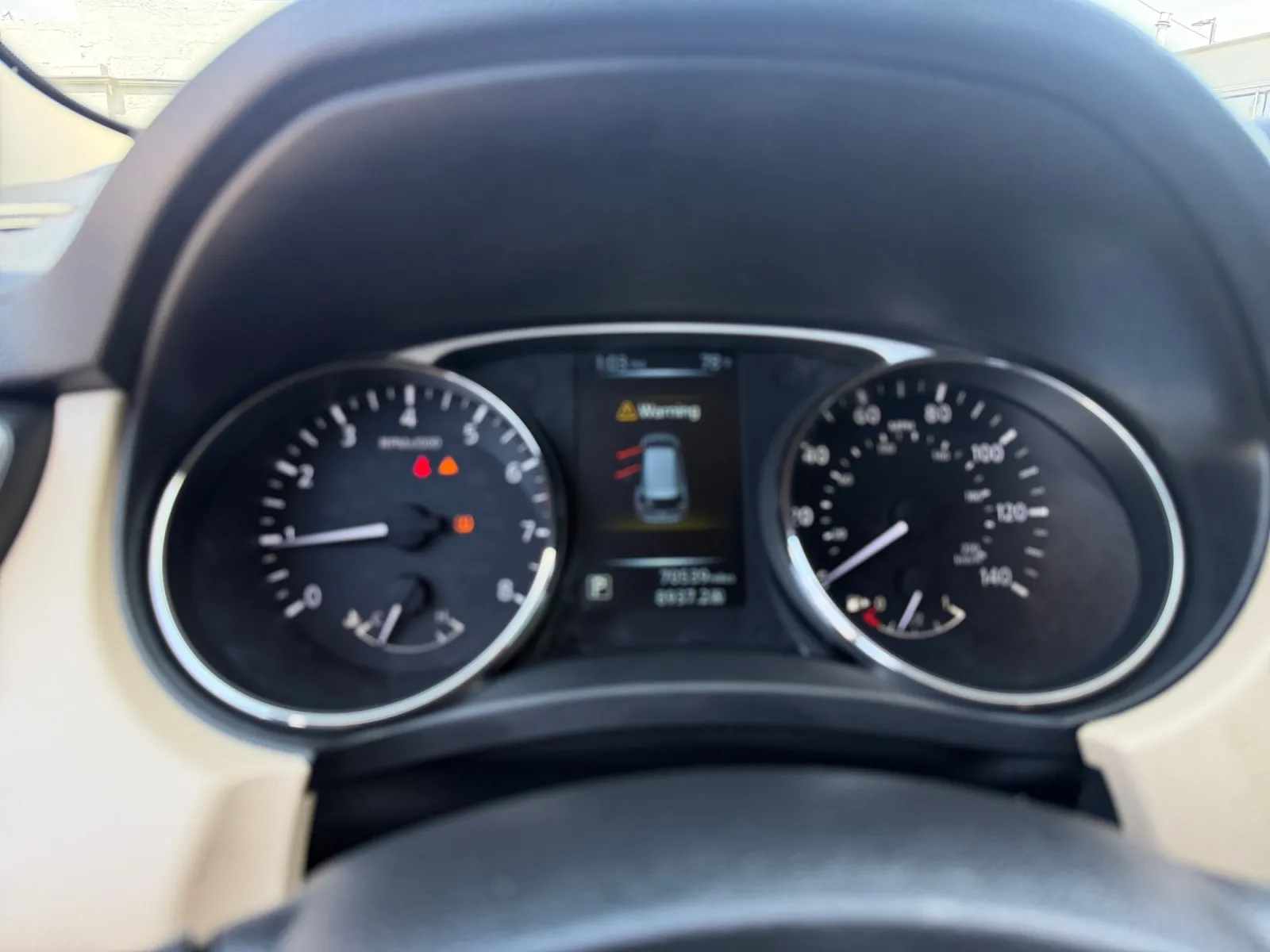 Nissan Rogue photo 14