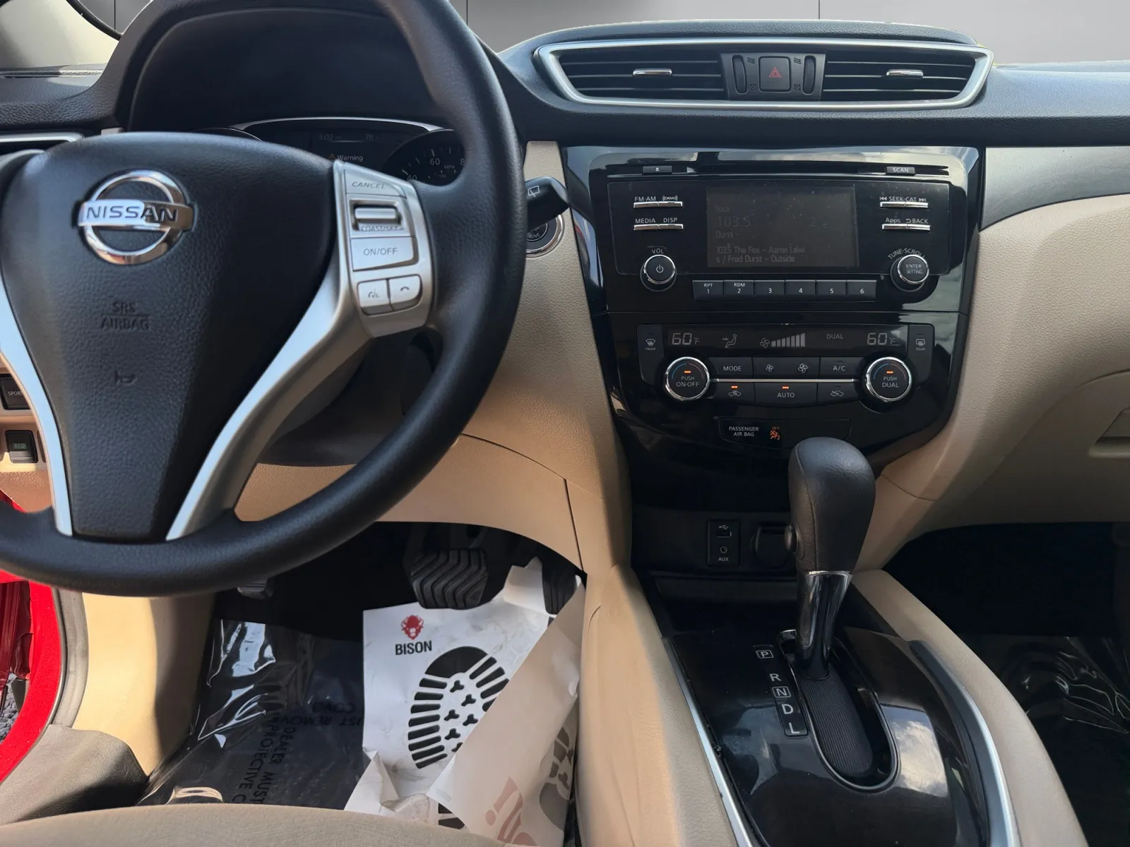 Nissan Rogue photo 12