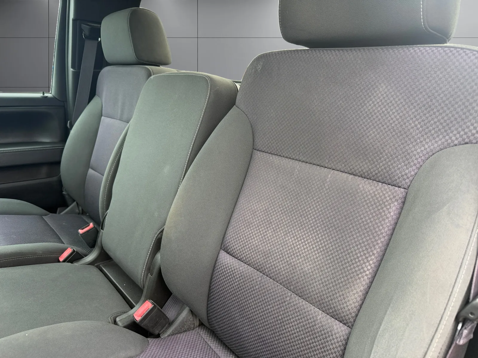 Chevrolet Silverado photo 16