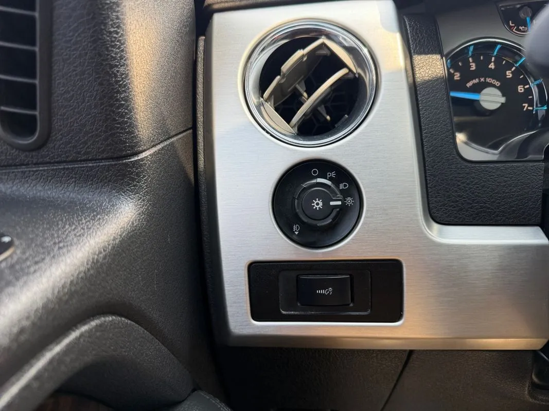Ford F-150 photo 24