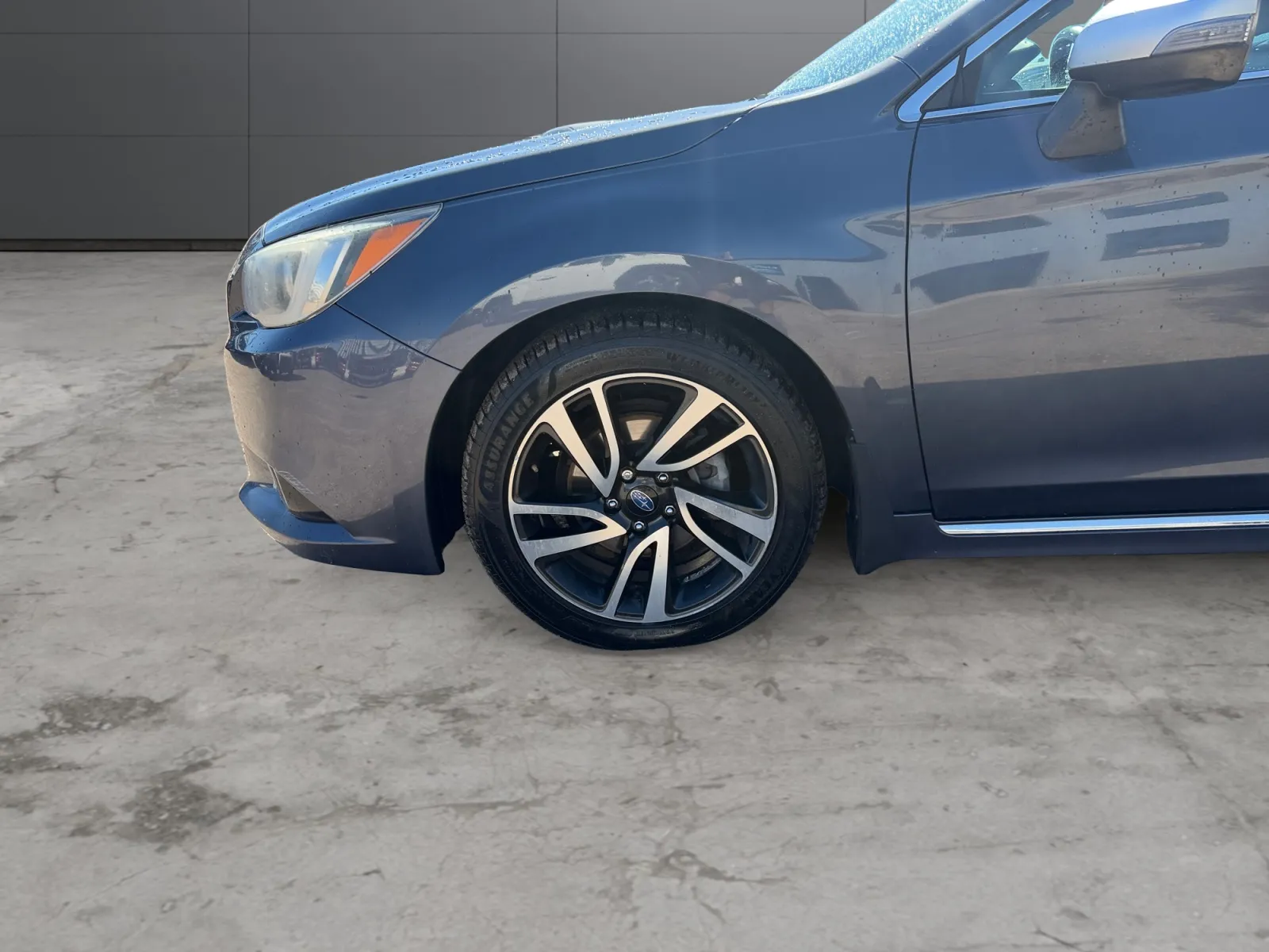 Subaru Legacy photo 9