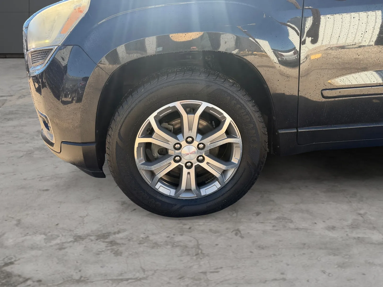 GMC Acadia photo 9
