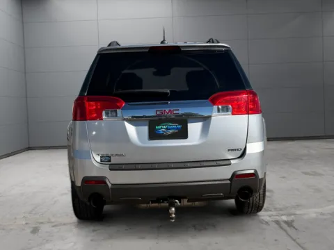 More photos of 2015 GMC Terrain SLE-2 at New Wave Automotive, CO