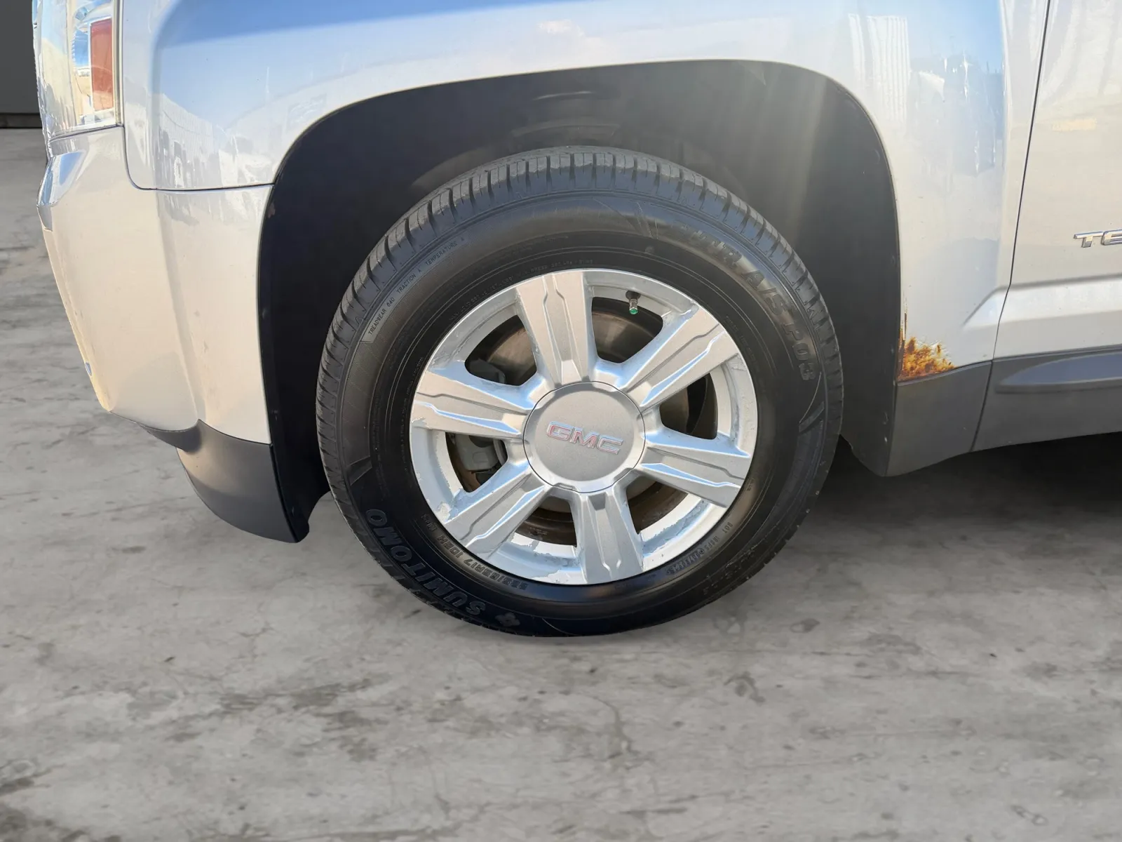 GMC Terrain photo 9