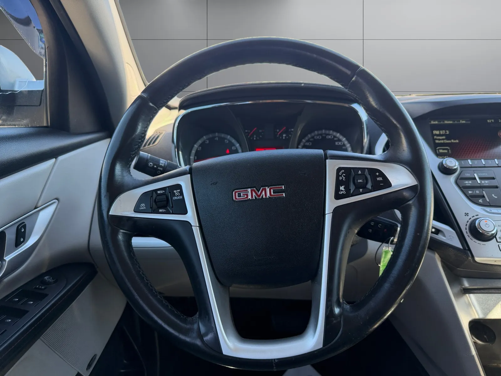 GMC Terrain photo 13
