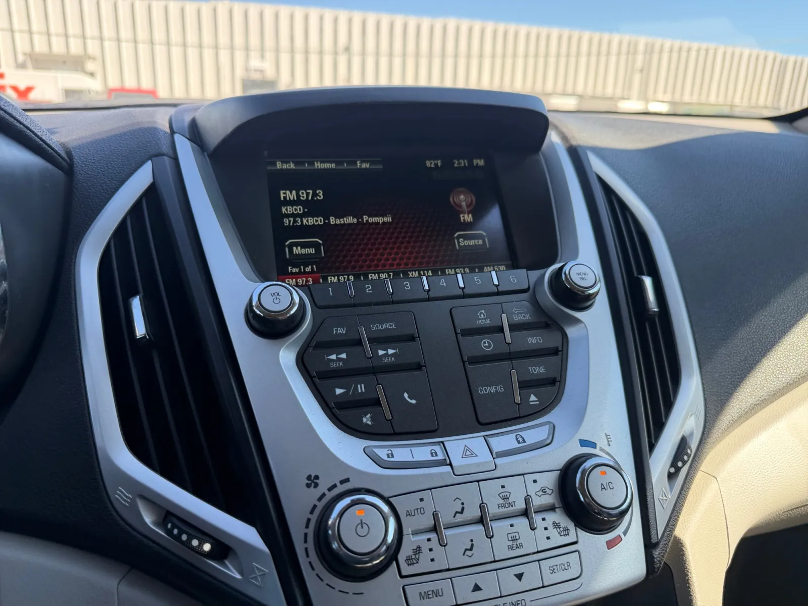 GMC Terrain photo 21