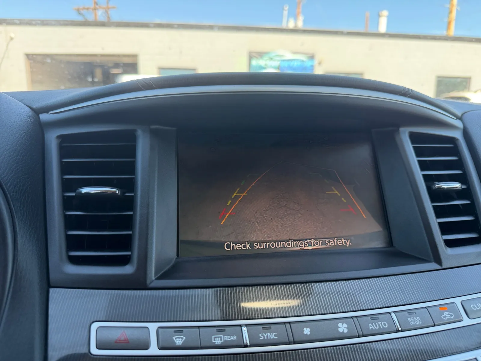 Infiniti QX60 photo 23