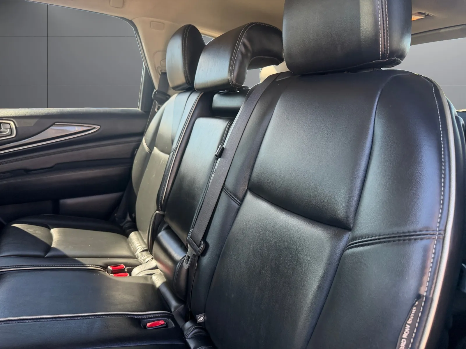 Infiniti QX60 photo 16