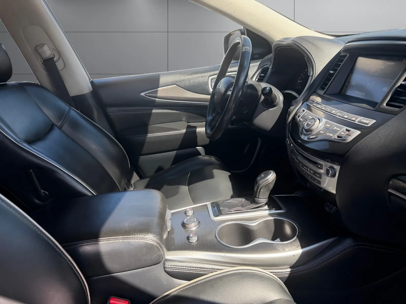 Infiniti QX60 photo 17