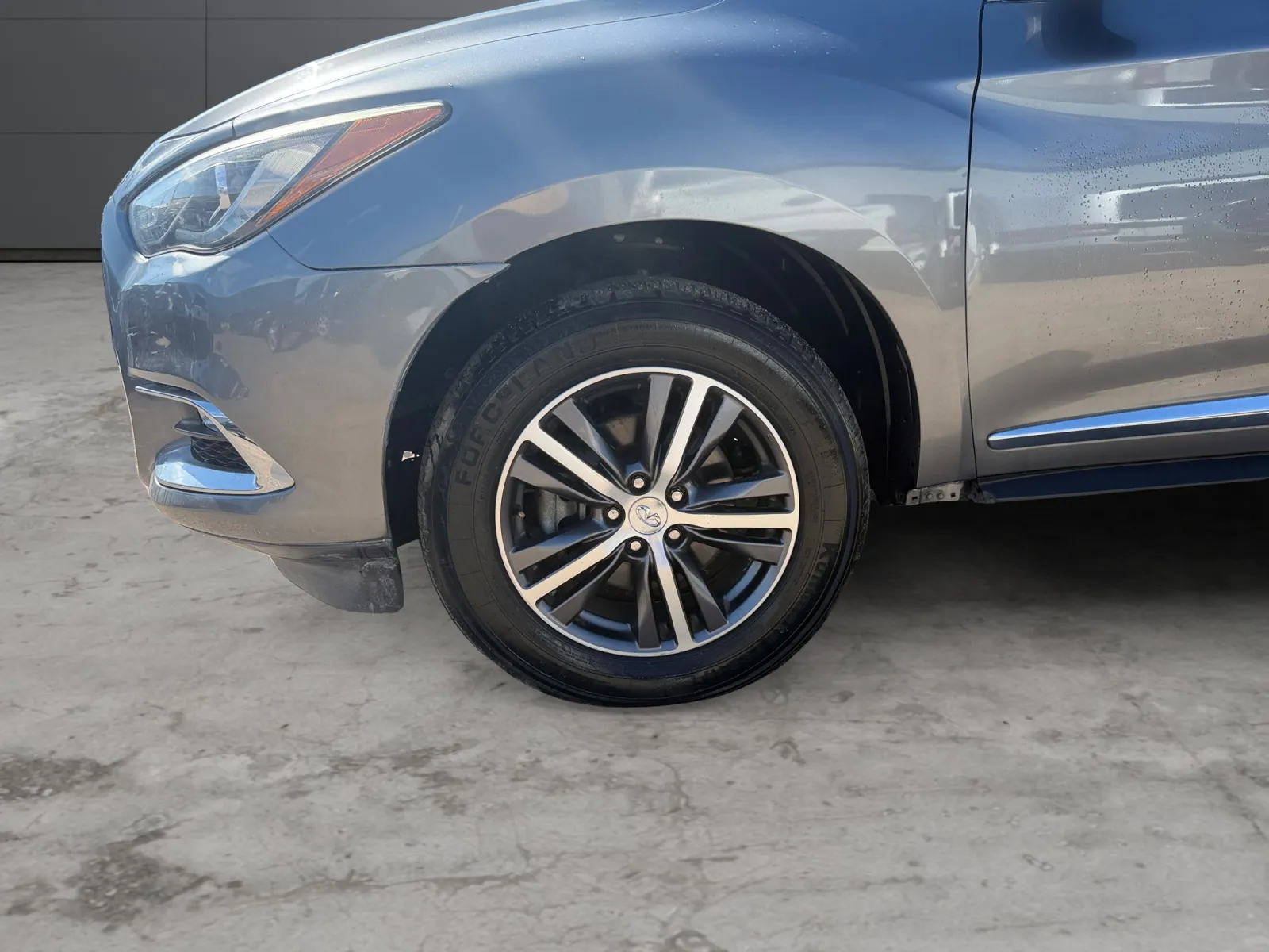 Infiniti QX60 photo 9