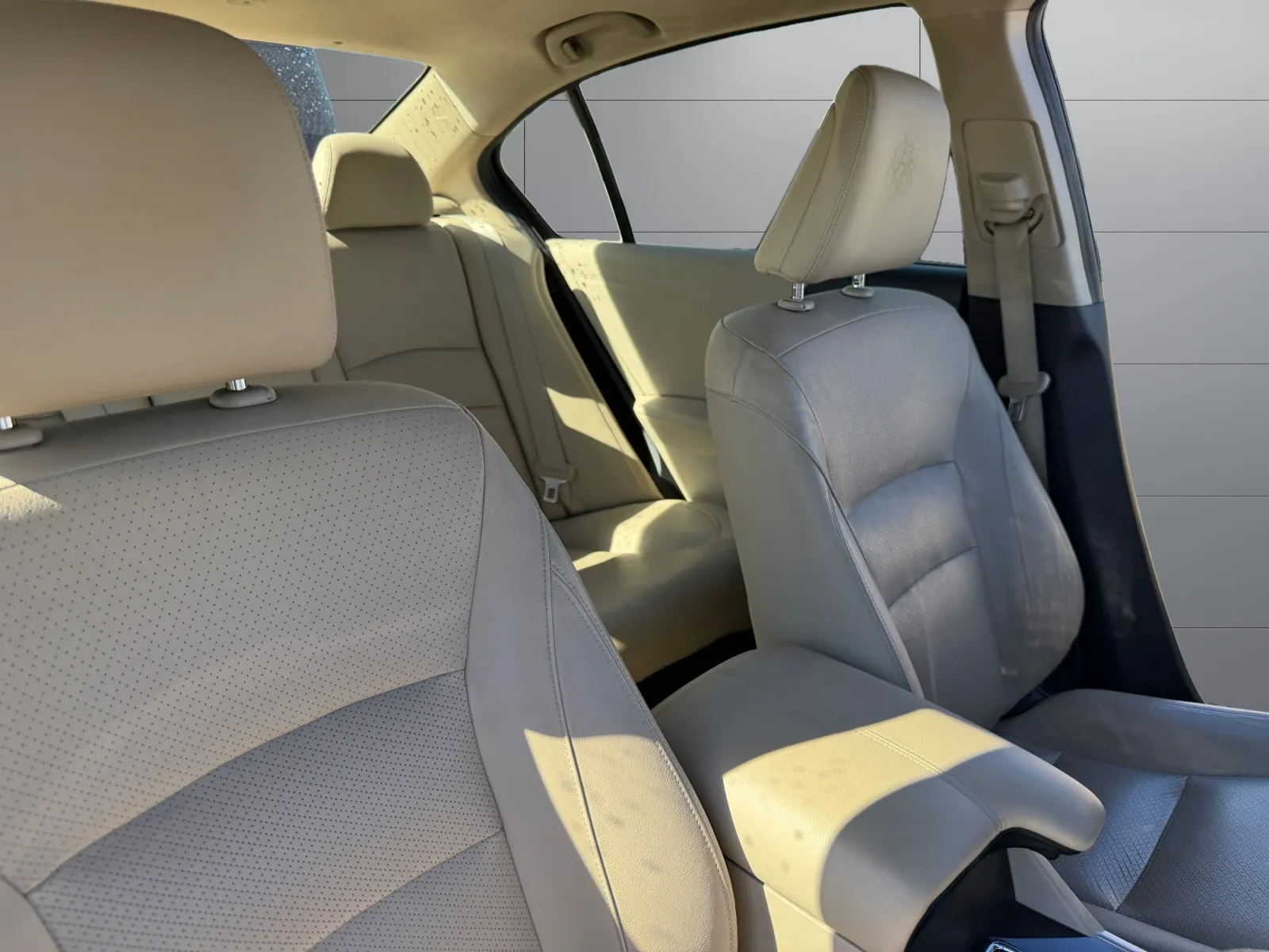 Honda Accord photo 18