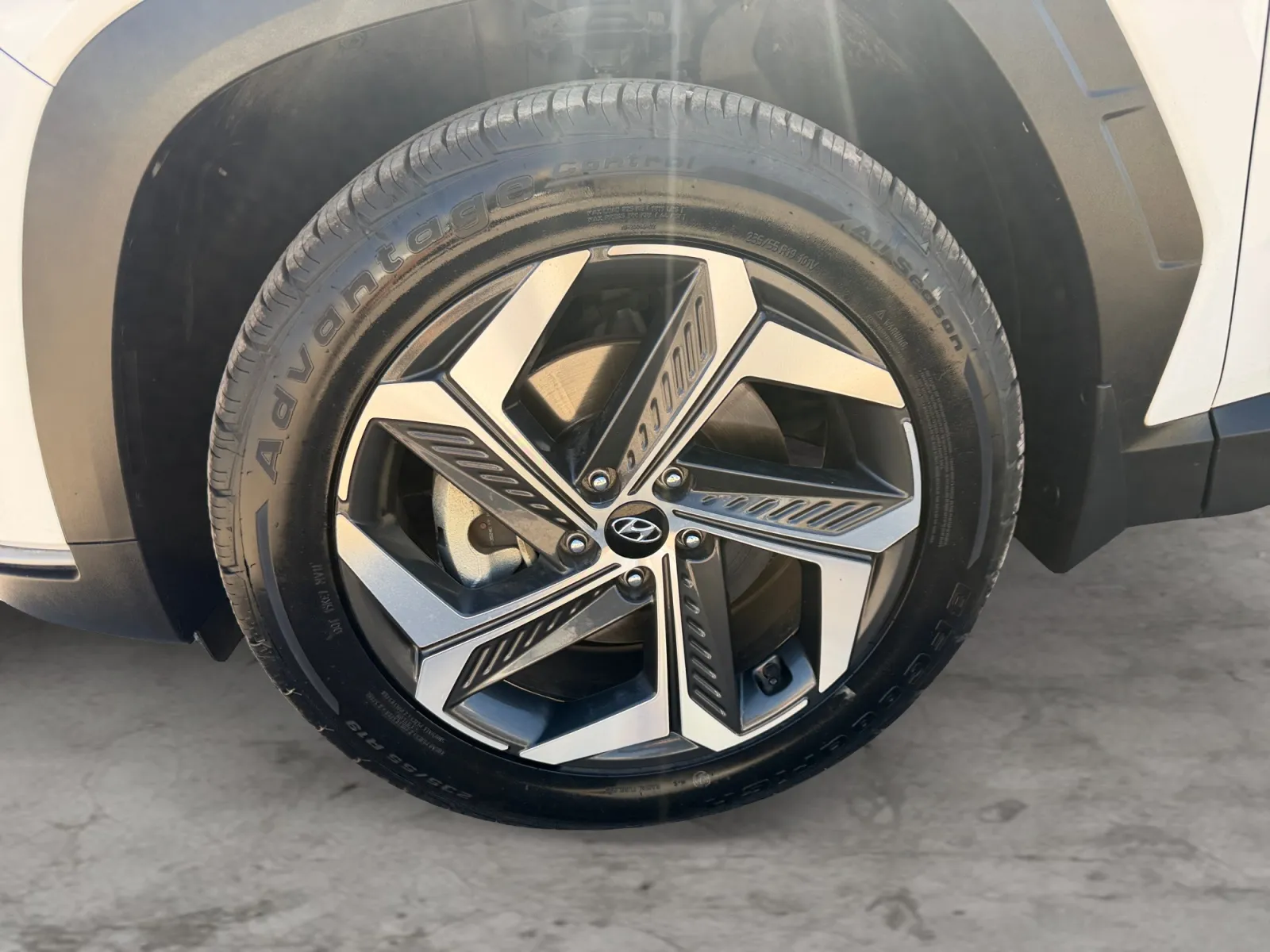 Hyundai Tucson photo 9