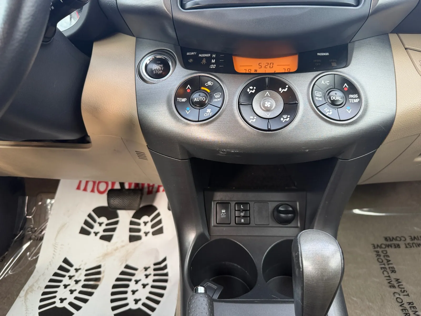 Toyota RAV4 photo 15
